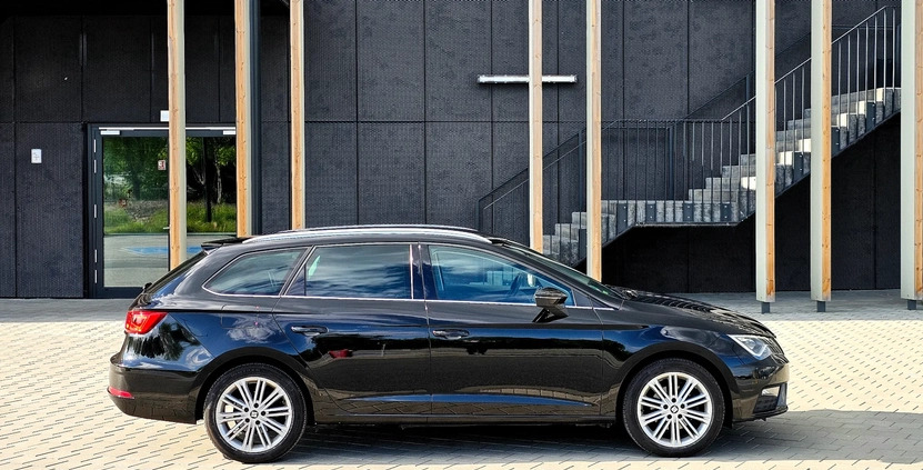 Seat Leon cena 49999 przebieg: 206500, rok produkcji 2019 z Katowice małe 154